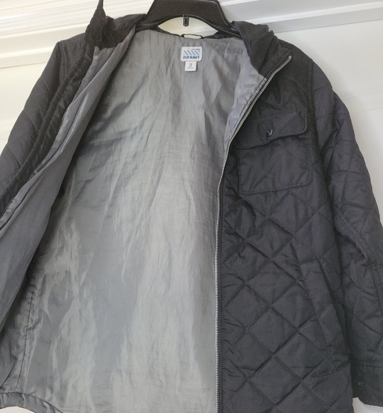 Boys Old Navy Puffer Quilted Jacket - Picture 3 of 3